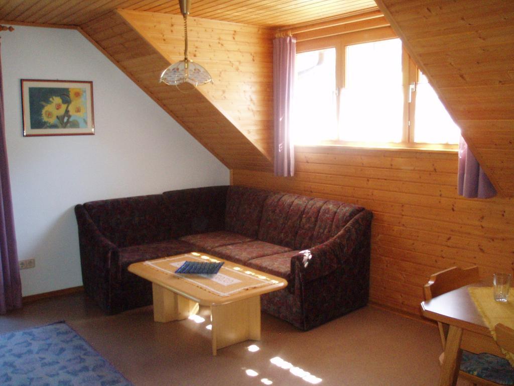 Appartement Pension Grasser Bad Kleinkirchheim Pokoj fotografie
