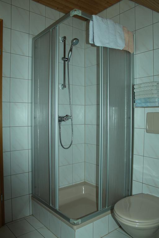 Appartement Pension Grasser Bad Kleinkirchheim Pokoj fotografie